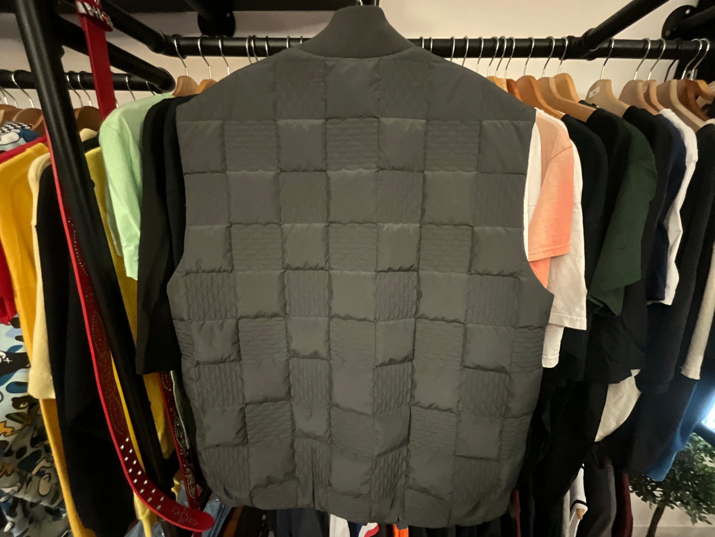 Louis Vuitton Damier Quilted Nylon Gilet Black SS24 Size 52 (XL)