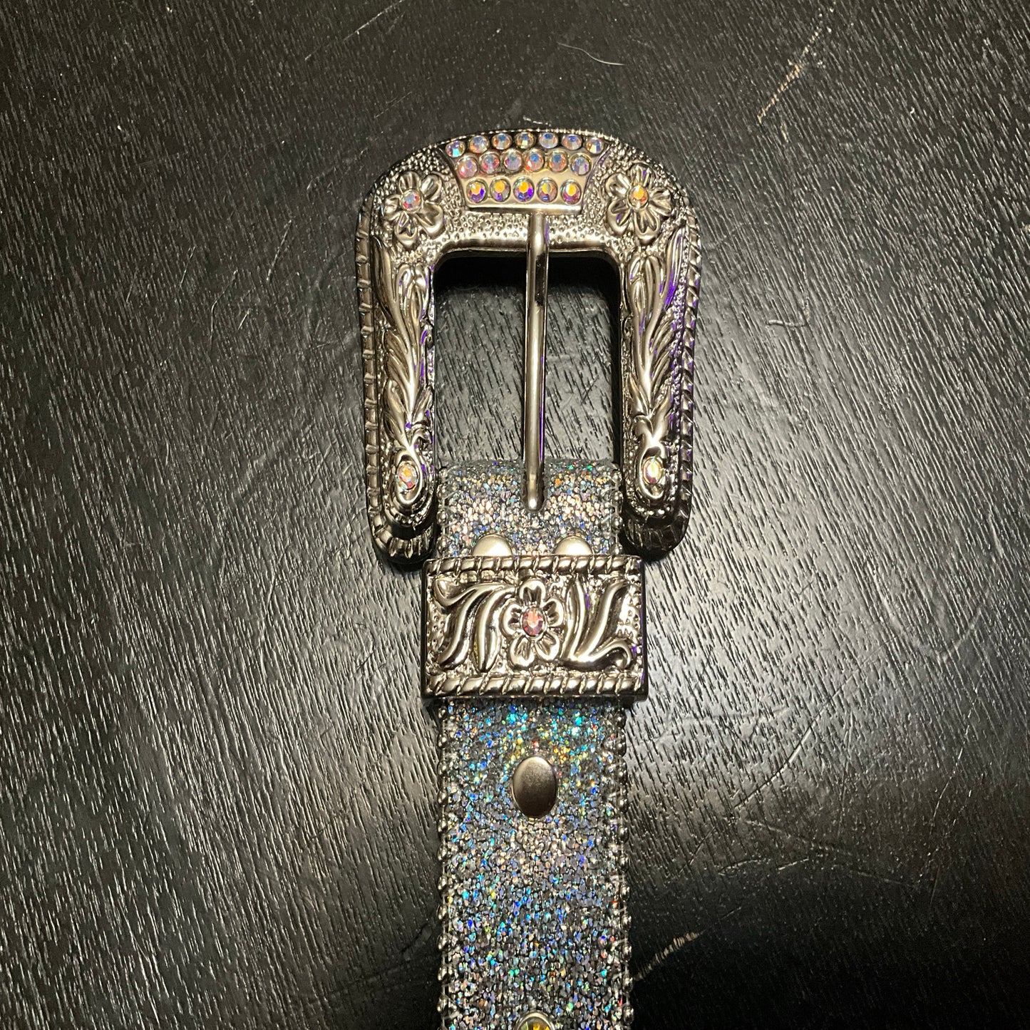 B.B. Simon Trojan Iridescent Silver Swarovski Crystal Scales Belt Size 32 Luxury Designer Belt
