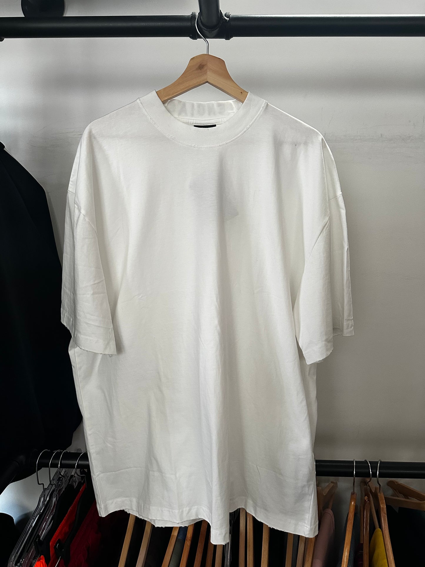 Balenciaga Neck Embroidery Tee (3)