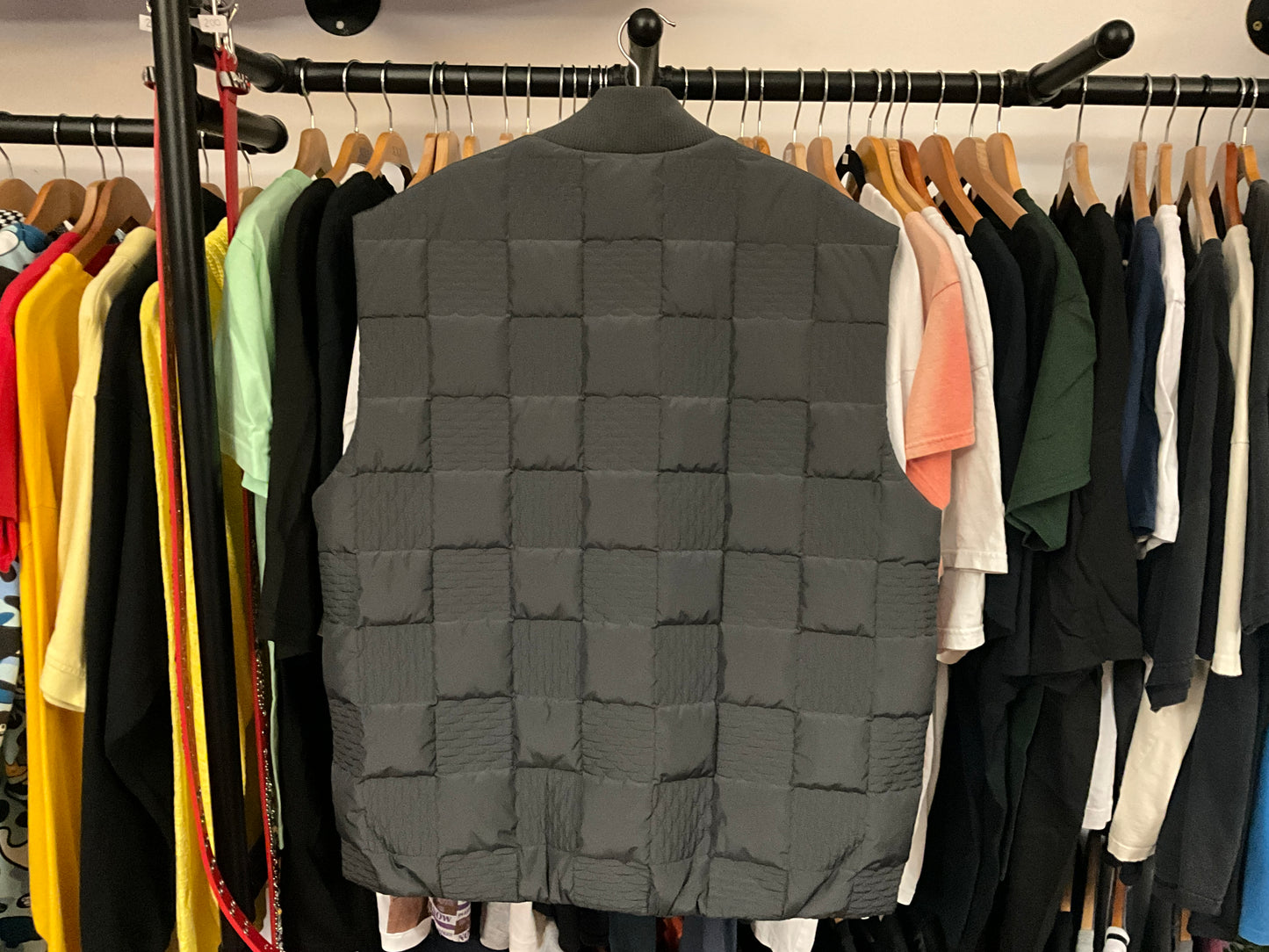 Louis Vuitton Damier Quilted Nylon Gilet Black SS24 Size 52 (XL)