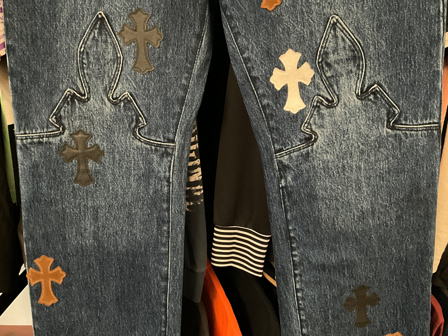 Chrome Hearts Style Cross Fleur Patch Denim Jeans Medium Wash Size 34
