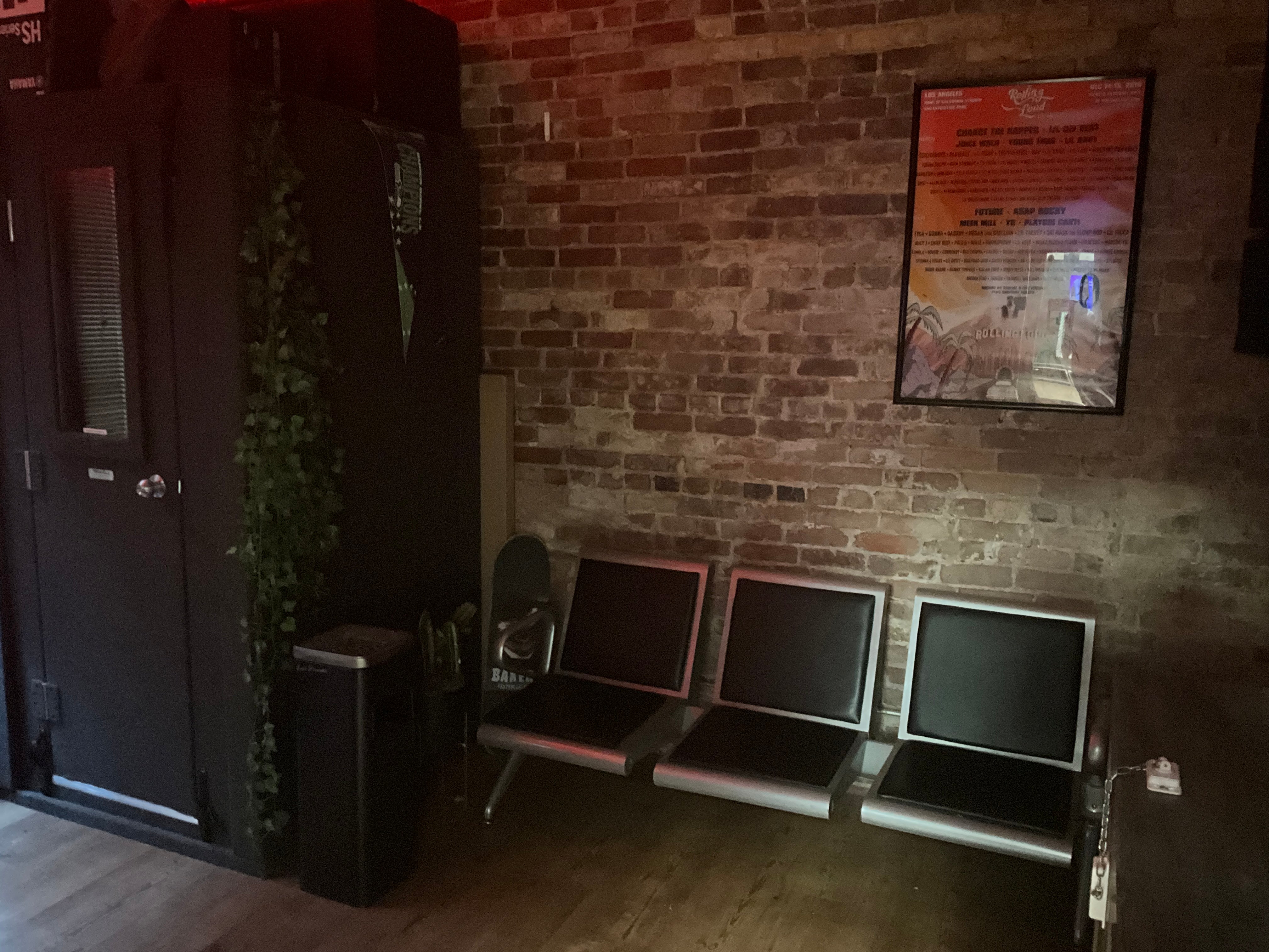 lounge area